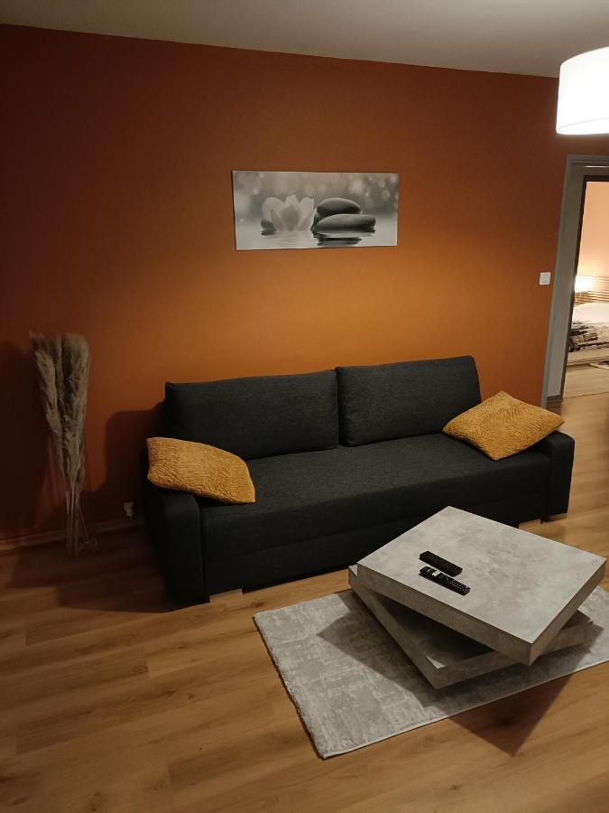 Super 6 Voyageurs Hyper Centre Apartment